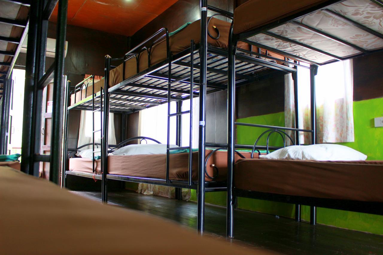Love Station Hostel Баан Тай Номер фото