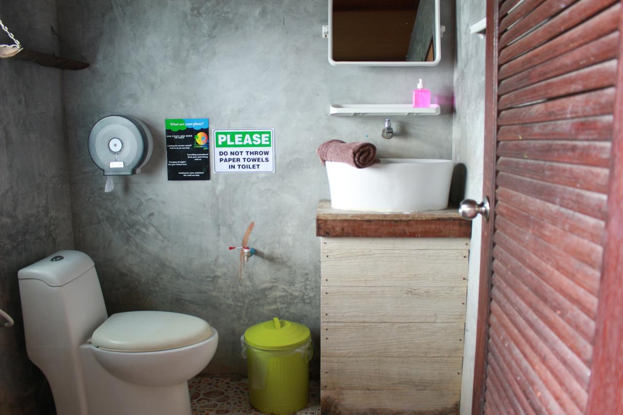 Love Station Hostel Баан Тай Номер фото